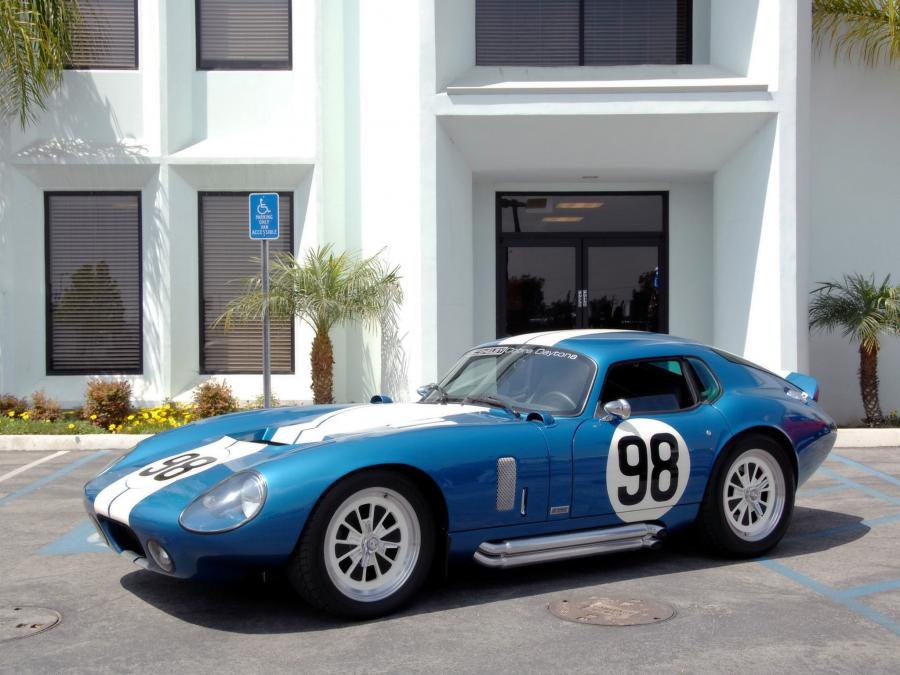  Shelby Cobra Daytona Coupe by Superformance 2008 года  (фото 5 из 35)